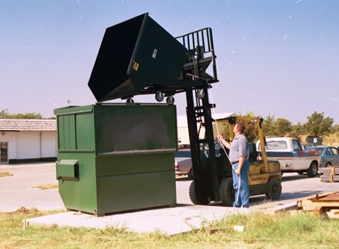 Hopper Rental HOPPER - SELF DUMPING - 2.5 CUBIC YD. Rentals - Green River Rentals ...